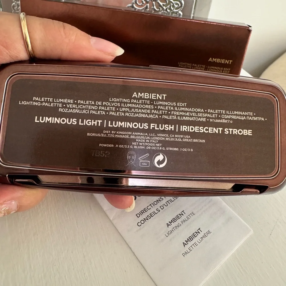 Hourglass Ambient Lighting Blush Palette - Gold and Pink Marble